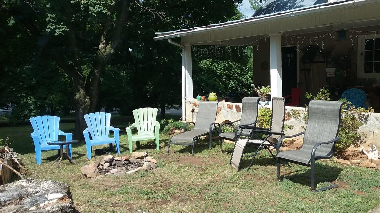 Open Arms Hostel & Inn Luray Exterior photo